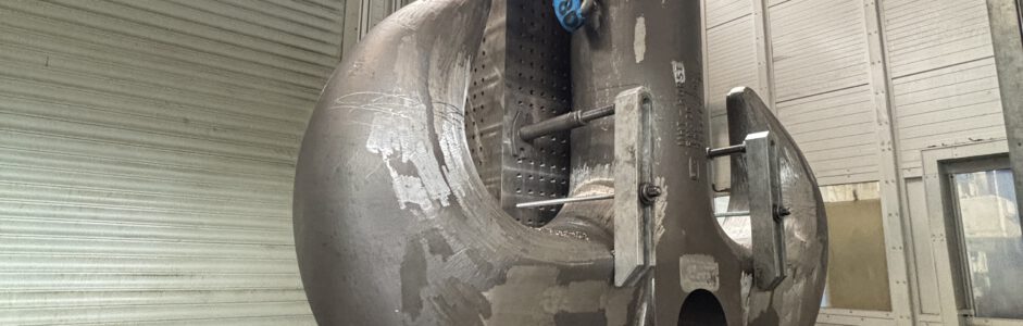 PRAXISBEISPIEL: MECHANISCHE BEARBEITUNG EINES DOPPELKRANHAKENS IM XXL-FORMAT