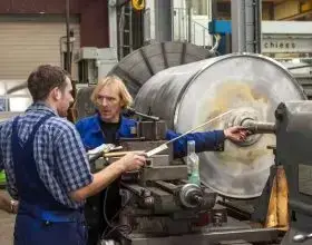 turning of belt dryer drum